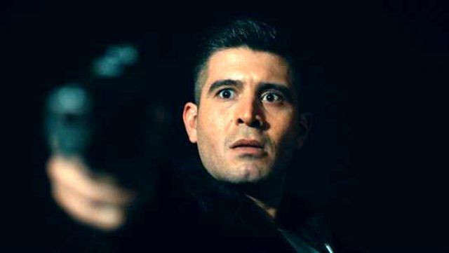 Çukur'da şoke eden ayrılık! Ünlü isim diziye veda ediyor - Resim: 1