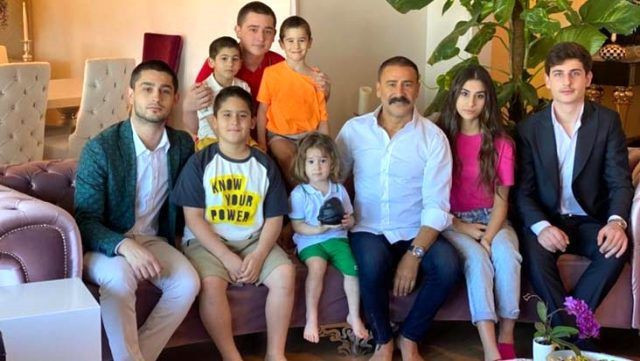 Ramazanda dolar dağıtan İzzet Yıldızhan çıtayı yükseltti bakın bu kez ne verdi - Resim: 2