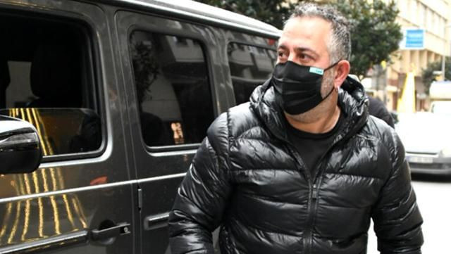 Cem Yılmaz'ın sinirleri epey gergin! Gazetecilere 'çocuk aldırdım' deyip tersledi - Resim: 2