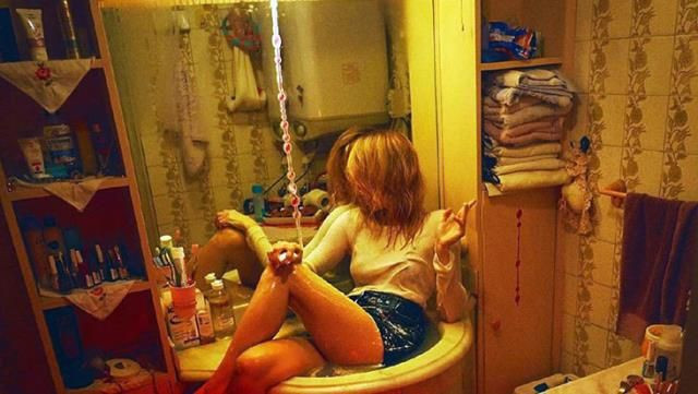 Cüneyt Özdemir RTÜK'ü etiketledi tweet attı Blu TV Çıplak dizisini kaldırdı - Resim: 1