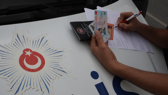 Özel araçta sigara cezasına Ömer Vehbi Hatipoğlu'ndan şaşırtan açıklama - Resim: 1