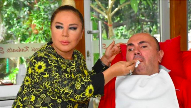 Safiye Soyman kaç yaşında oğlu ve kızının babası ilk eşi kimdir? - Resim: 0