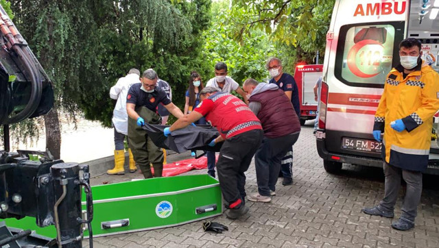 Sakarya'da dereden ceset çıktı! Bazı uzuvları bulunamadı 4 aydır oradaymış - Resim: 1