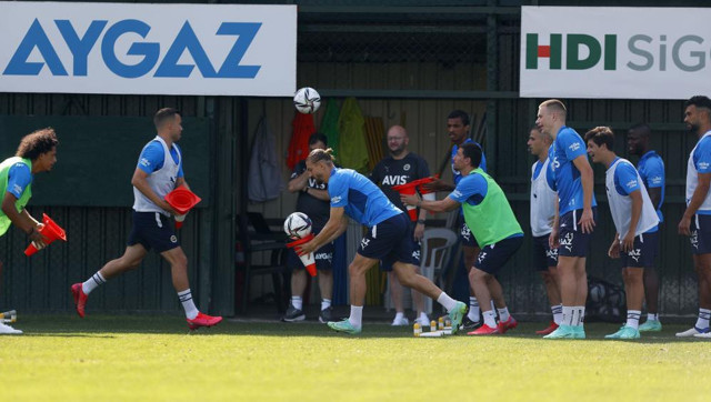 Fenerbahçe'de Mesut Özil foto muhabirlik yaptı - Resim: 1