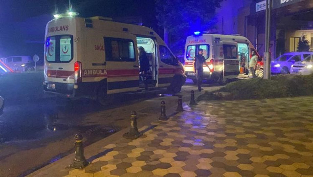 Satışa yasak saatlerde ortalık karıştı: Kocaeli'de alkol ısrarı kötü bitti! - Resim: 1
