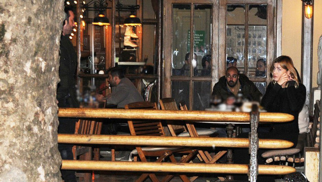 Ünlü oyuncular fena yakalandı 'Lütfen silin fotoğrafları o evli' - Resim: 2