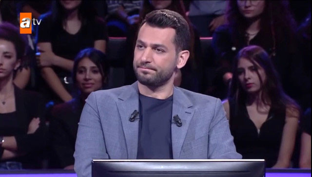 Kim Milyoner Olmak İster'de duygulandıran anlar! Murat Yıldırım dondu kaldı - Resim: 3