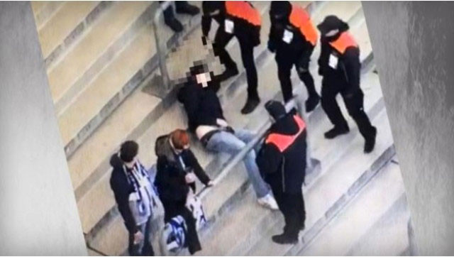 Şoke eden görüntüler! Tribünde mastürbasyon yaptı polis müdahale etti - Resim: 2