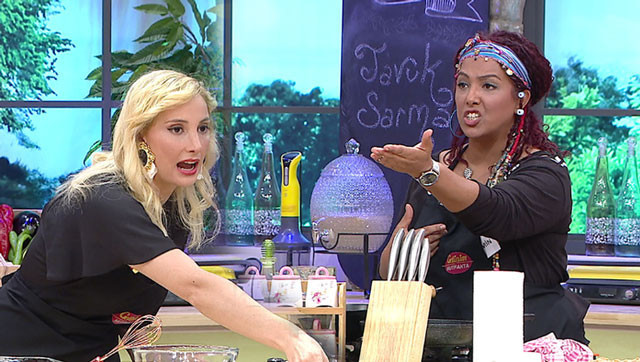 Gelinim Mutfakta'da ortalık karıştı! 'Ayağını denk al' - Resim: 1