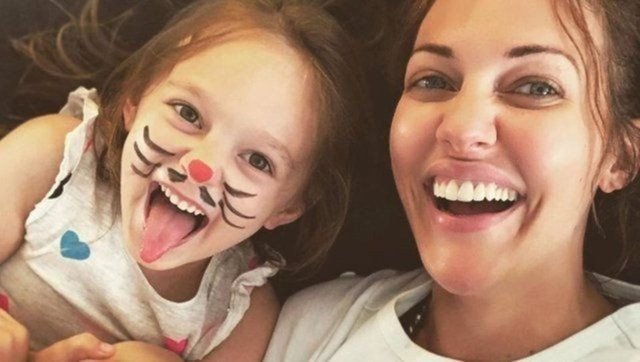 Meryem Uzerli'den olay hamilelik pozları! Karnı burnunda paylaştı - Resim: 1