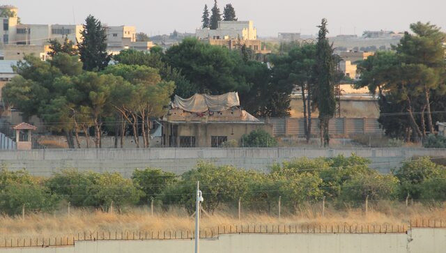 Suriye'de sıcak gelişme! Türkiye ve ABD kara birliklerinden ortak devriye - Resim: 3