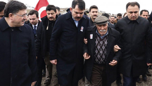 Bakan Kurum ilk kez anlattı! Şehit babasıyla yaşadığı yürek burkan diyalog - Resim: 0