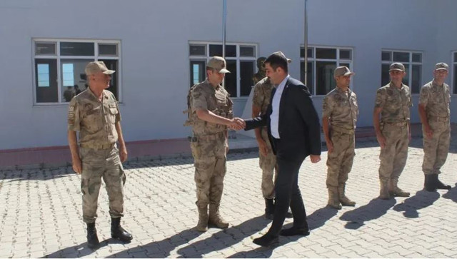 Tunceli AK Parti İl Başkanı askeri törenle karşılandı haberi ortalığı karıştırdı Valilik açıklama yaptı - Resim: 1