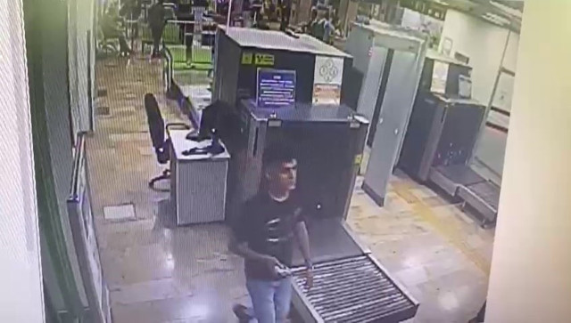 Akılalmaz hırsızlık! Dizi oyuncusu canlandırdığı rolünü gerçek hayata taşıdı - Resim: 0