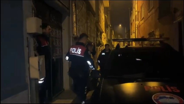 Bursa'da 250 ekiple şafak operasyonu: 238 kişi yakalandı - Resim: 0