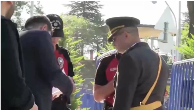 Anıtkabir'de askerlerin arandığı iddiası! MSB işin aslını açıkladı - Resim: 0