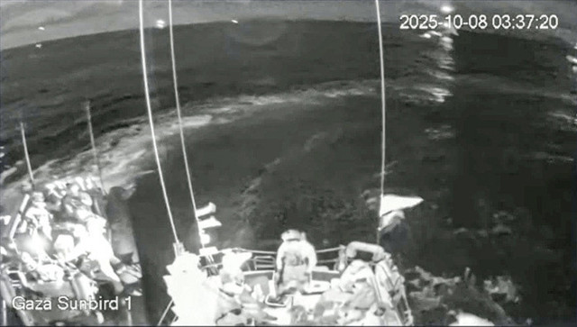 İsrail Özgürlük Filosu'na saldırdı! Gemideki 3 Türk milletvekili ortada yok isimleri... - Resim: 2