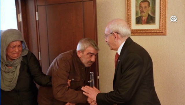 CHP şikayetten vazgeçti! Kemal Kılıçdaroğlu, Kolukısa çiftini kabul etti - Resim: 0