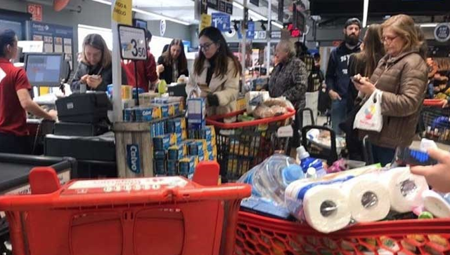 Koronavirüs poşetten, elbiseden bulaşır mı? Prof. Ceyhan'dan kritik açıklamalar - Resim: 0