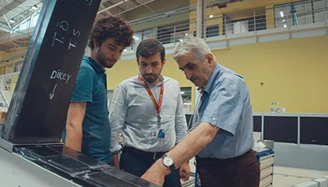 Özdemir Bayraktar eşi Canan Bayraktar ve oğulları kimdir? - Resim: 0