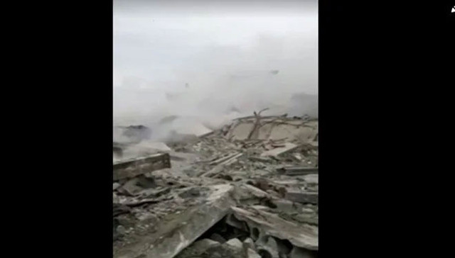 Son dakika Ukrayna Rusya'yı kalbinden vurdu! Rusya açıkladı: 63 askerimiz öldü... - Resim: 1