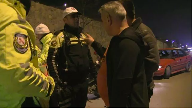 Oğlu alkollu yakalanan babanın polise söyledikleri dumur etti! PKK olmak lazım - Resim: 0