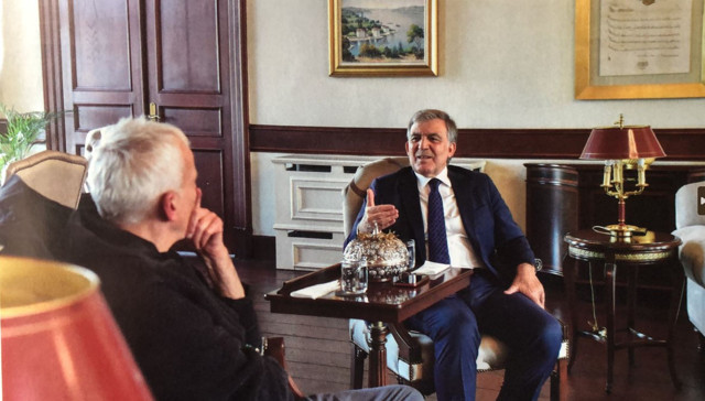 Abdullah Gül: Kendisini ‘geleneksel’ ve ‘yerli’ sayan birçok arkadaş 1 Mart Tezkeresi geçsin diye çaba sarfetti - Resim: 0