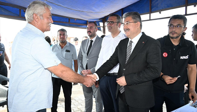 Yapımı tamamlanan 26 köy evi depremzedelere teslim edildi - Resim: 1