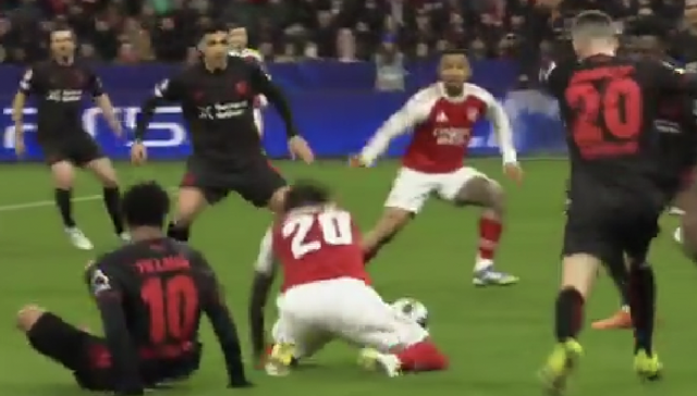 Leverkusen-Arsenal maçında Halil Umut Meler'in penaltı kararı olay oldu! Almanlar çıldırdı - Resim: 3