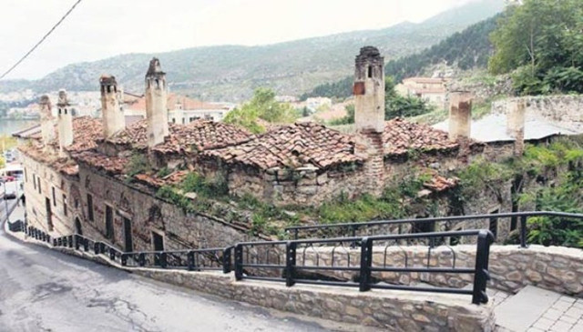 Yunanistan'da tarihi Kurşunlu Camisi'ne kalleş saldırı - Resim: 0