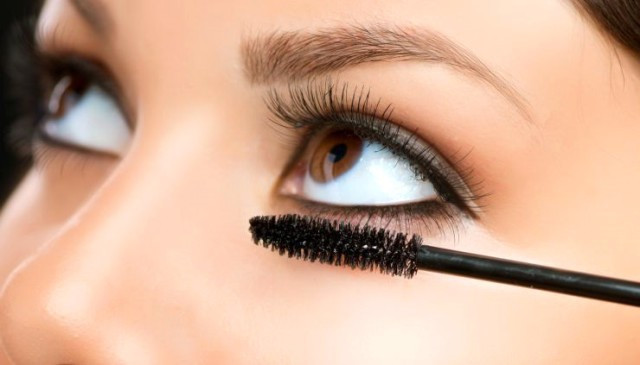 Maskara fırçalarınızı sakın atmayın! - Resim: 2