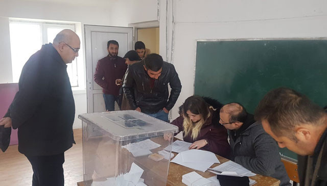 Köylüler sonunda isyan etti! Referandum kararı aldılar - Resim: 1