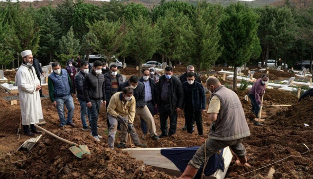Reuters’tan çok çarpıcı 'Türkiye' analizi: İstanbul’da ölümler iki katına çıktı - Resim: 0