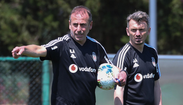 Rıdvan Dilmen'den Beşiktaş-Göztepe maçı sonrası çarpıcı tespitler! - Resim: 9