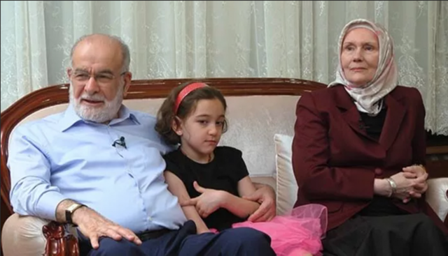 Temel Karamollaoğlu'nun dayısı CHP senatörü çıktı! Eşi Ayşe Karamollaoğlu için ajan denmiş - Resim: 3