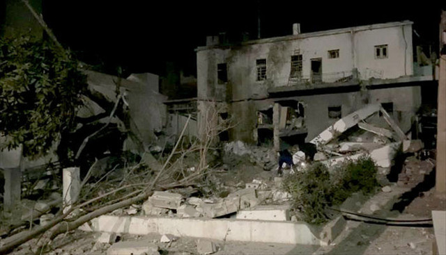 İsrail ordusu, Gazze'deki El-Ehli Baptist Hastanesi'ne hava saldırısı düzenledi - Resim: 1