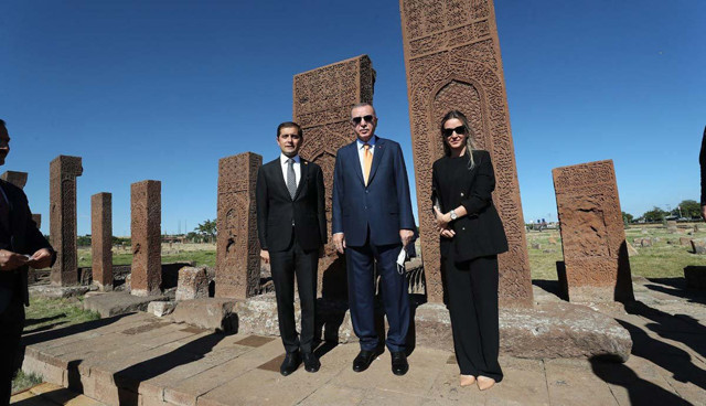 100'e yakın kaymakam ve vali yardımcısı FETÖ'den açığa alındı! İşte o isimlerin tam listesi - Resim: 0