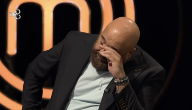 Yıllardır elini gizleyen şef Mehmet Yalçınkaya, başına gelen olayı ilk kez anlattı: 5 yaşındayken 3 parmağım koptu - Resim: 2