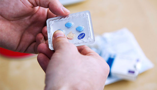 Şoke eden gelenek! Gerdek gecesi kızlarının bekaretini... - Resim: 3