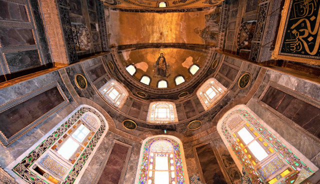 Erdoğan'dan 'Ayasofya' çıkışı: Kimsenin karışmaya hakkı yok - Resim: 0