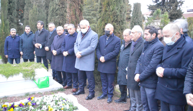 Kadir Topbaş ölümünün yıl dönümünde anıldı - Resim: 0