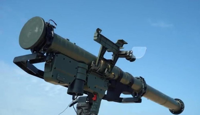 Yerli Sungur füzesinin yeni versiyonu TSK'ya teslim edildi - Resim: 0