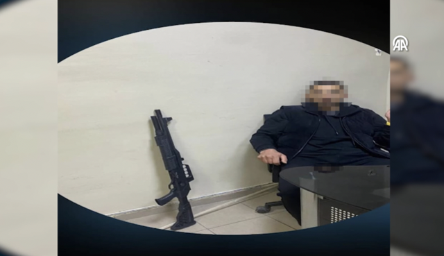 Sosyal medyada silahlı fotoğraf paylaşan 4 kişi gözaltına alındı - Resim: 3