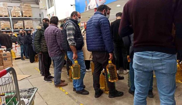 Ayçiçek yağı fiyatlarını yüzde 100 zamlandıran isim bulundu! Tahir Büyükhelvacıgil yapmış - Resim: 0