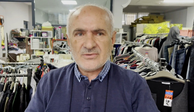 Ekonomik sıkıntılar vatandaşı ikinci el kıyafete yöneltti! Pantolon 10, kaban 100, spor ayakkabı 30 TL... - Resim: 1