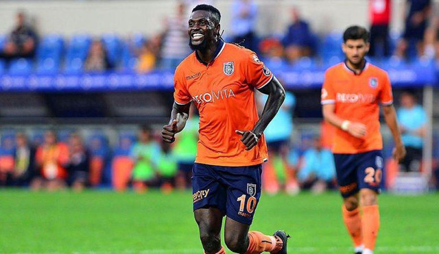 İstikbal Mobilya Kayserispor ile prensipte anlaşan Emmanuel Adebayor Kayseri’ye geldi - Resim: 0