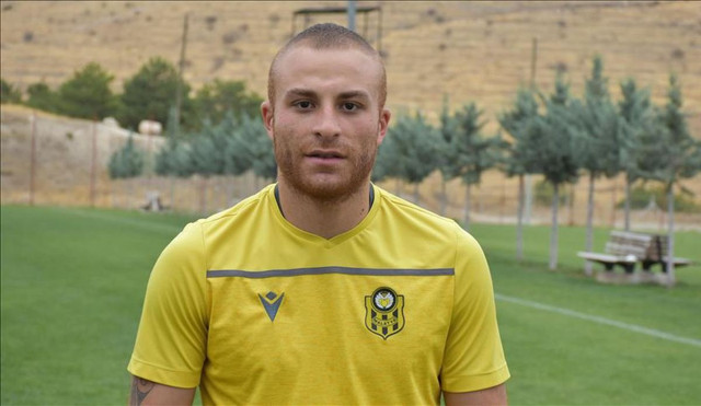 Lens'i yollamaya hazırlanan Beşiktaş Gyasi ve Gökhan Töre'yle anlaştı - Resim: 1