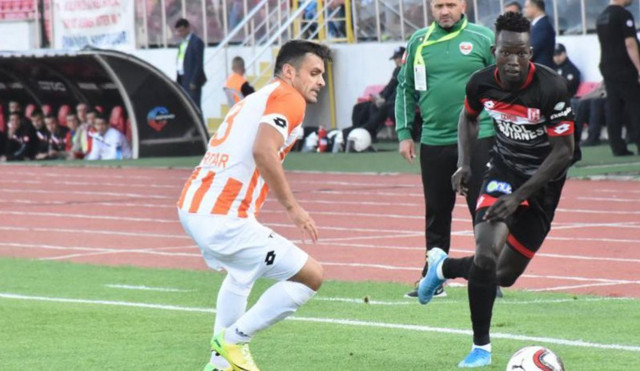 Trabzonspor'dan ikinci transfer! Aly Malle'de işlem tamam - Resim: 0