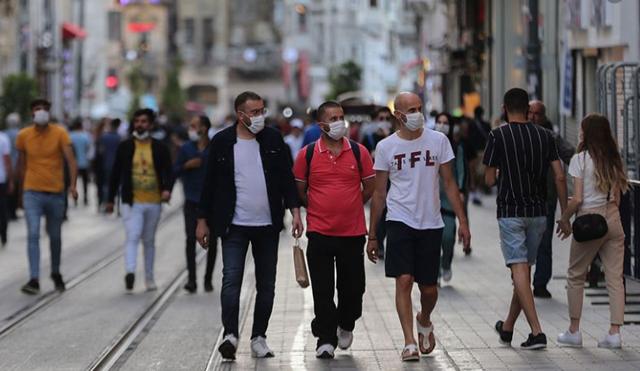 İstanbul kısıtlamaların azalmasına hazır! İl Sağlık Müdürü Memişoğlu açıkladı - Resim: 0