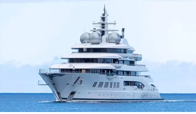 ABD, Rus oligarkın yatında buldu! 'Faberge yumurtası'na paha biçilemiyor - Resim: 0